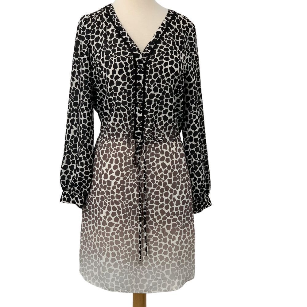Banana Republic Long Sleeve V-Neck 1/2 Button Giraffe Animal Print Shirt Dress 2